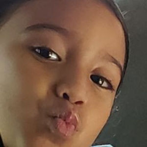 Meet your Posher, Tiff